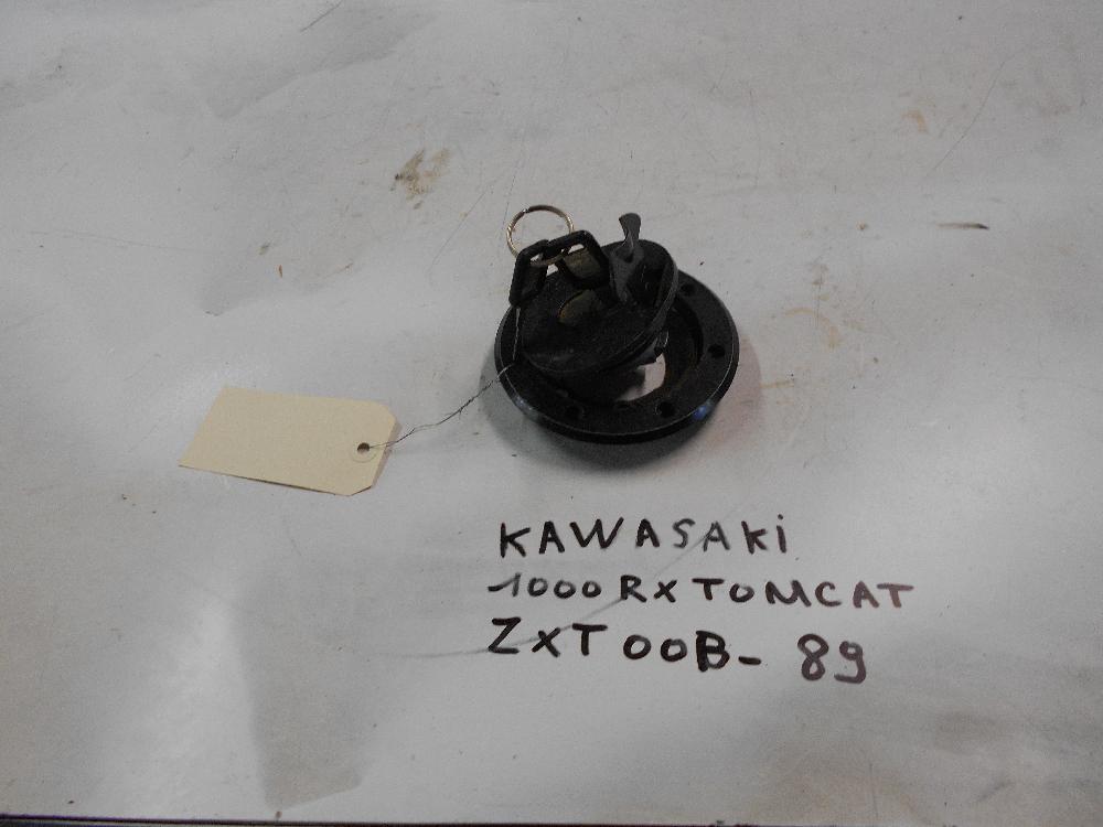 Trappe à essence KAWASAKI 1000 RX ZXT00B - 89: Pice d'occasion pour moto