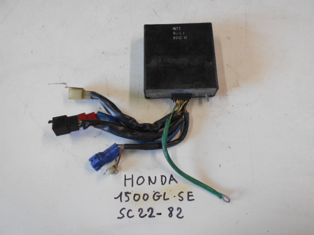 Calculateur HONDA 1500 GLSE SC22 - 82: Pice d'occasion pour moto