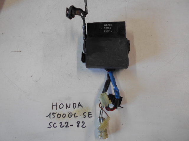 Calculateur HONDA 1500 GLSE SC22 - 82: Pice d'occasion pour moto