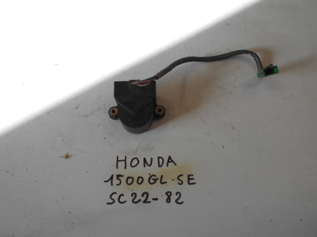 Calculateur HONDA 1500 GLSE SC22 - 82: Pice d'occasion pour moto