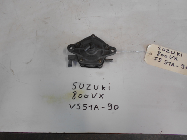 Pompe à essence SUZUKI 800 VX VS51A - 90: Pice d'occasion pour moto