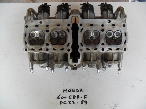 Culasse moteur HONDA 600 CBR F PC23 - 89