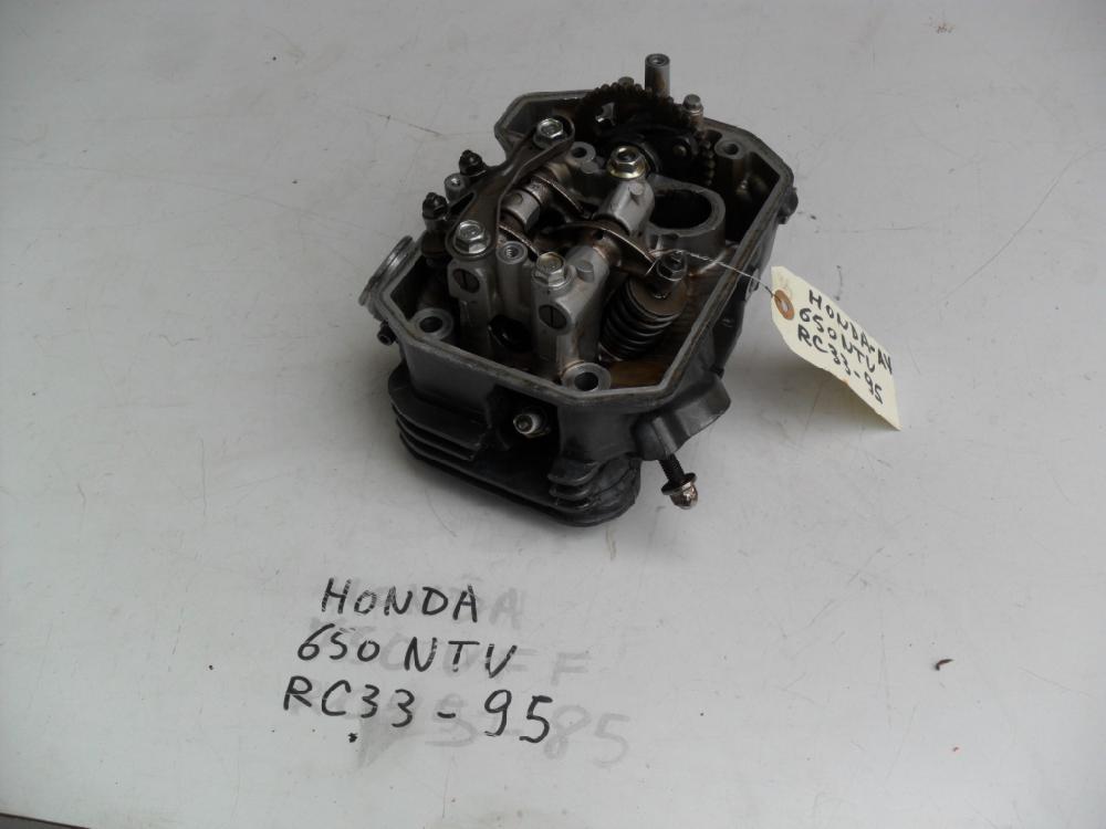 Culasse avant HONDA 650 NTV RC33 - 95