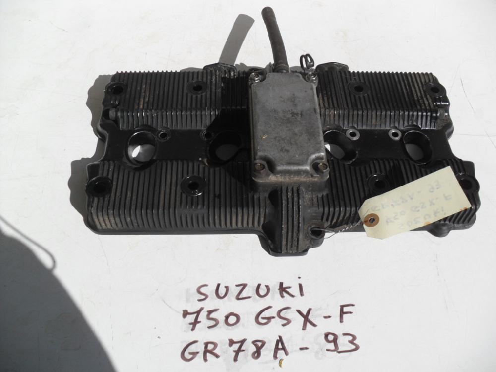 Cache culbuteurs SUZUKI 750 GSX F GR78A - 93