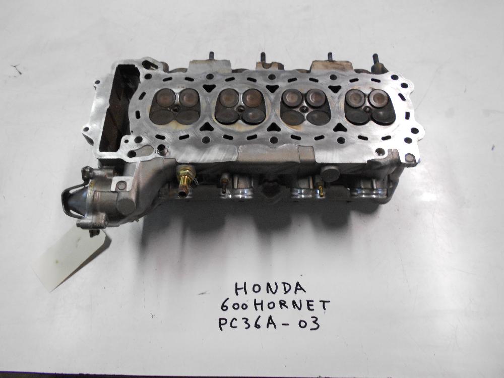 Culasse compléte HONDA 600 HORNET PC36A - 03