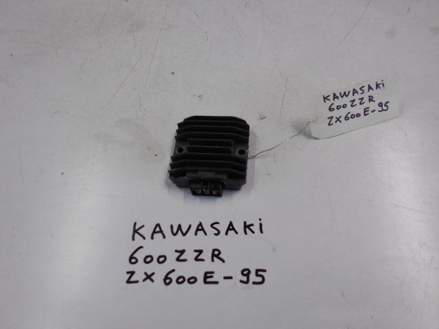 Regulateur KAWASAKI 600ZZR ZX600E - 95