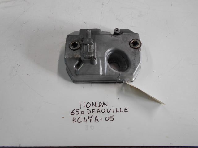 Couvre culasse arrière HONDA 650 DEAUVILLE RC47A - 05